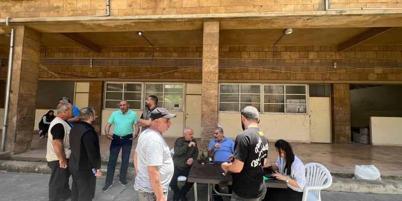بلدية ميس الجبل تنظّم يومًا صحيًا مجانيًا للنازحين في بيروت