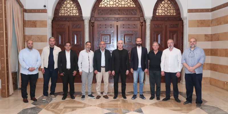 وزير الداخلية يبحث مع رئيس بلدية مدينة النبطية الحاجات الإنمائية والخدماتية