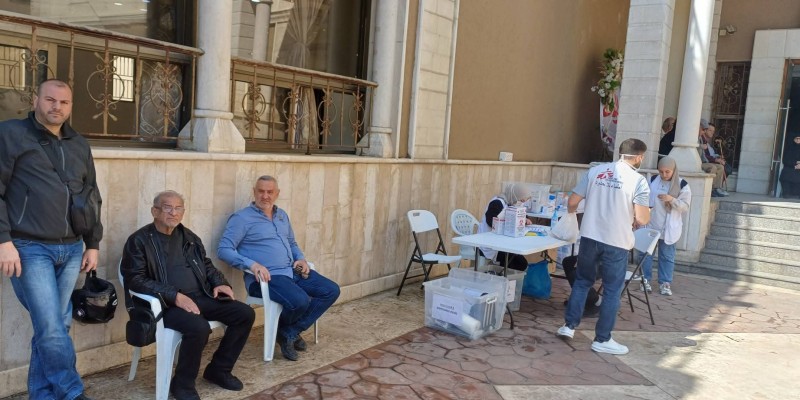 نشاط صحي مجاني في برج البراجنة بمواكبة بلدية وجولة ميدانية على مركز 