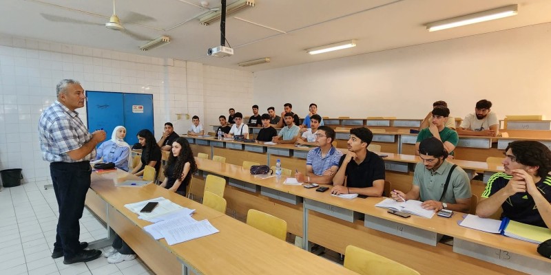 اتحادا بلديات بنت جبيل وجبل عامل يطلقان دورة مجانية للتحضير لامتحان دخول كلية الهندسة
