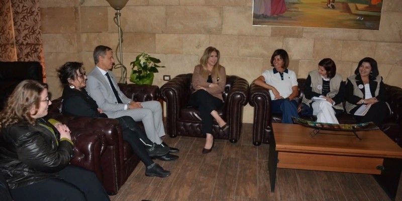 محافظ الشمال بالإنابة تبحث مع 