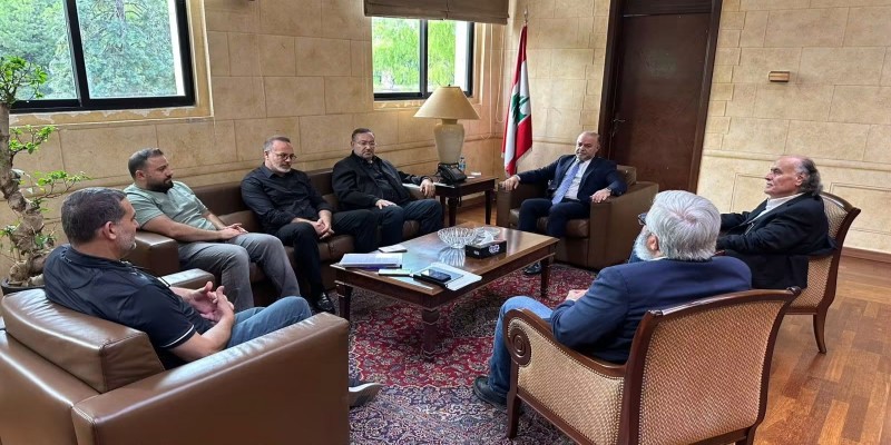 بلدية بنت جبيل تبحث مع مجلس الإنماء والإعمار أولويات التعافي وإعادة إعمار المدينة