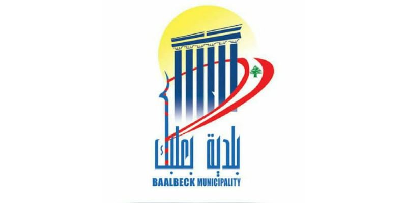 رئيس بلدية بعلبك يتفقد مطبخًا خيريًا ويشيد بدوره في دعم النازحين