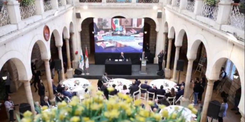 وزير الداخلية يلتقي رؤساء بلديات كسروان – الفتوح في جونية لبحث مطالبهم وتحديات العمل البلدي