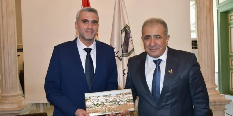 بلدية طرابلس تبحث مع السفير الفلسطيني أوضاع اللاجئين واستمرارية خدمات «الأونروا»