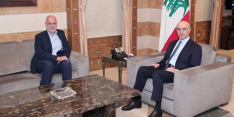 وزير الداخلية يبحث مع اتحاد بلديات الضاحية الجنوبية أوضاع البلديات وحاجاتها