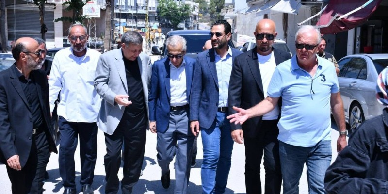وزير الاقتصاد يعاين أضرار العدوان في النبطية ويبحث مع رئيس البلدية سبل دعم التعافي الاقتصادي